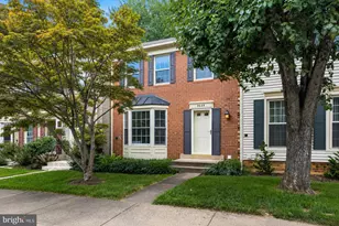 9664 Scotch Haven Dr, Vienna, VA 22181 - Photo 1