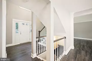 1518 Gingerwood Ct, Vienna, VA 22182 - Photo 5