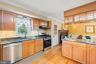 8601 Wagon Wheel Rd, Alexandria, VA 22309 - Photo 5
