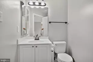 7518 Snowpea Ct, Alexandria, VA 22306 - Photo 11