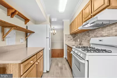 8318 Tobin Road #31, Annandale, VA 22003 - Photo 7