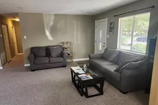 8423 Jinetes Ct, Alexandria, VA 22309 - Photo 3