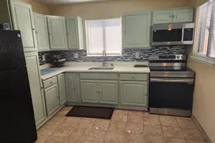 8423 Jinetes Ct, Alexandria, VA 22309 - Photo 5