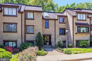 1643 Parkcrest Cir, Reston, VA 20190 - Photo 1