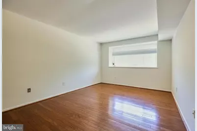 1643 Parkcrest Circle #7C/201, Reston, VA 20190 - Photo 13