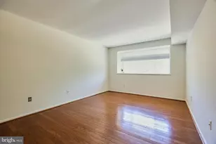 1643 Parkcrest Cir, Reston, VA 20190 - Photo 13