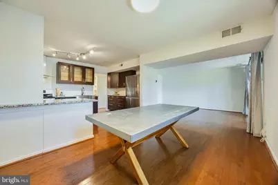 1643 Parkcrest Circle #7C/201, Reston, VA 20190 - Photo 9
