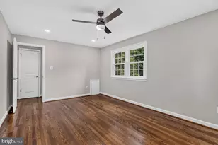6536 Oakwood Dr, Falls Church, VA 22041 - Photo 23