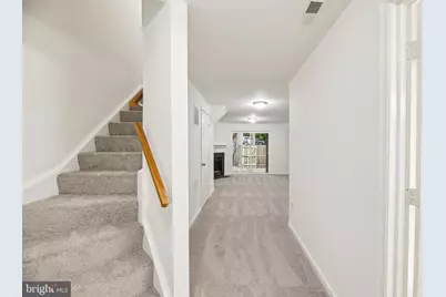6866 Chasewood Circle, Centreville, VA 20121 - Photo 13