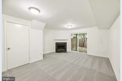 6866 Chasewood Circle, Centreville, VA 20121 - Photo 3
