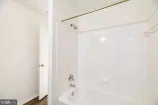 6866 Chasewood Cir, Centreville, VA 20121 - Photo 31