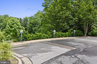 8340 Greensboro #221, McLean, VA 22102 - Photo 29