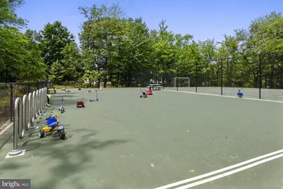 8340 Greensboro #221, McLean, VA 22102 - Photo 33