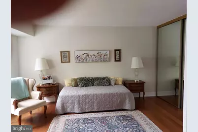 8340 Greensboro #221, McLean, VA 22102 - Photo 7