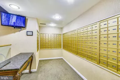 8340 Greensboro #221, McLean, VA 22102 - Photo 35