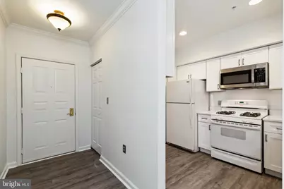 12915 Alton Square #114, Herndon, VA 20170 - Photo 11