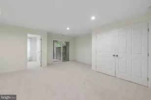 5438 Summer Leaf Ln, Alexandria, VA 22312 - Photo 35