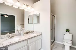 12476 Casbeer Dr, Fairfax, VA 22033 - Photo 21