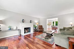 10855 Weisiger Ln, Oakton, VA 22124 - Photo 9