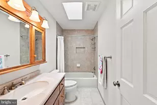 10855 Weisiger Ln, Oakton, VA 22124 - Photo 55