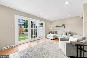 558 Windover Ave NW, Vienna, VA 22180 - Photo 7