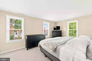 558 Windover Ave NW, Vienna, VA 22180 - Photo 23