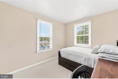 558 Windover Avenue NW, Vienna, VA 22180 - Photo 27