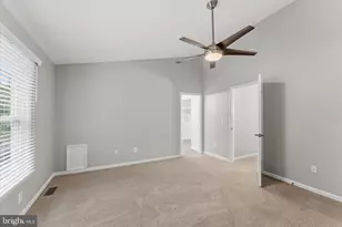 1431 Newport Springs Ct, Reston, VA 20194 - Photo 13
