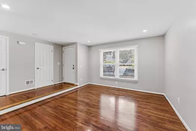 1431 Newport Springs Court, Reston, VA 20194 - Photo 3