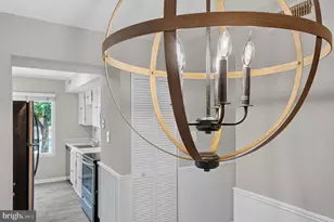 10330 Luria Commons Ct, Burke, VA 22015 - Photo 15