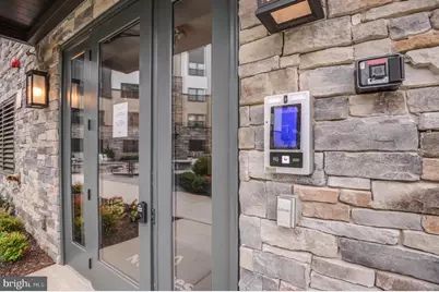 12875 Mosaic Park Way, Herndon, VA 20171 - Photo 31