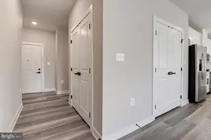 12875 Mosaic Pk Wy, Herndon, VA 20171 - Photo 13
