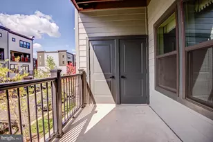 12875 Mosaic Pk Wy, Herndon, VA 20171 - Photo 29