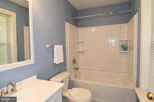 4281 Kearny Ln, Fairfax, VA 22033 - Photo 25
