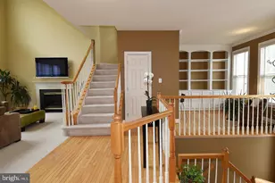 4281 Kearny Ln, Fairfax, VA 22033 - Photo 3
