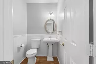 7035 Kings Manor Dr, Alexandria, VA 22315 - Photo 23