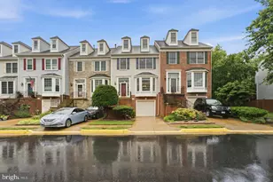 7035 Kings Manor Dr, Alexandria, VA 22315 - Photo 3