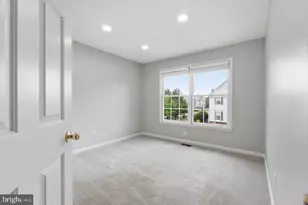 7035 Kings Manor Dr, Alexandria, VA 22315 - Photo 27