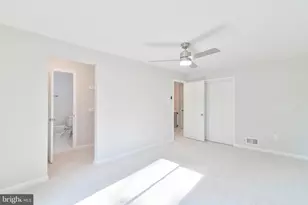 8748 Ridge Hollow Ct, Springfield, VA 22152 - Photo 15