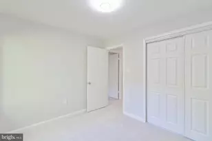 8748 Ridge Hollow Ct, Springfield, VA 22152 - Photo 17