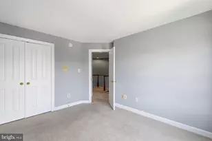 6323 Barcroft Mews Dr, Falls Church, VA 22041 - Photo 13
