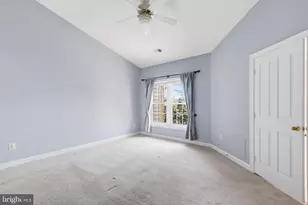 6323 Barcroft Mews Dr, Falls Church, VA 22041 - Photo 17