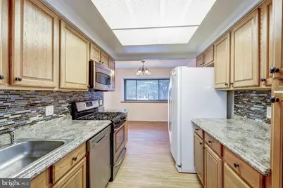 1502 Farsta Court, Reston, VA 20190 - Photo 5