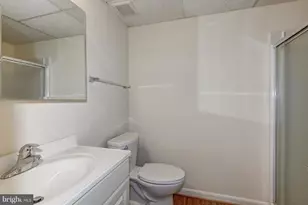 1502 Farsta Ct, Reston, VA 20190 - Photo 25