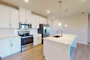 12850 Mosaic Pk Wy, Herndon, VA 20171 - Photo 5