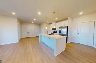 12850 Mosaic Pk Wy, Herndon, VA 20171 - Photo 11