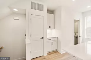 7381 Old Airfield Ln, Falls Church, VA 22042 - Photo 11