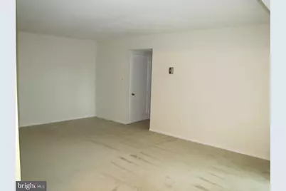 9708 Kingsbridge Drive #302, Fairfax, VA 22031 - Photo 3
