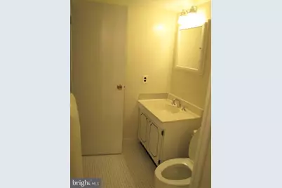 9708 Kingsbridge Drive #302, Fairfax, VA 22031 - Photo 9