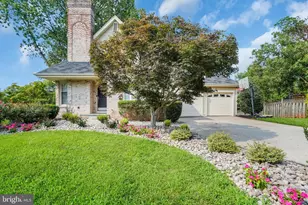 3251 Kinross Cir, Herndon, VA 20171 - Photo 11